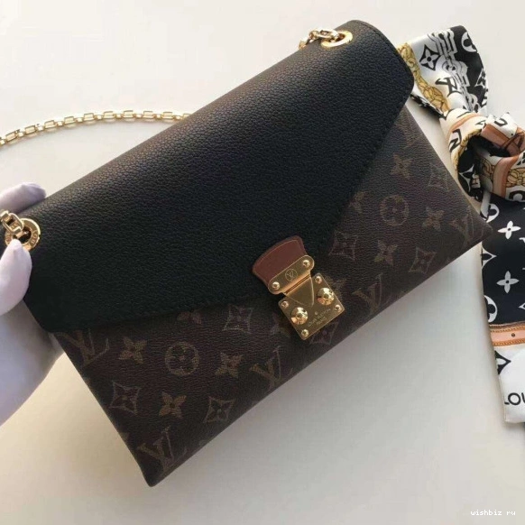 WIS Vuitton CHAIN Louis PALLAS 0809